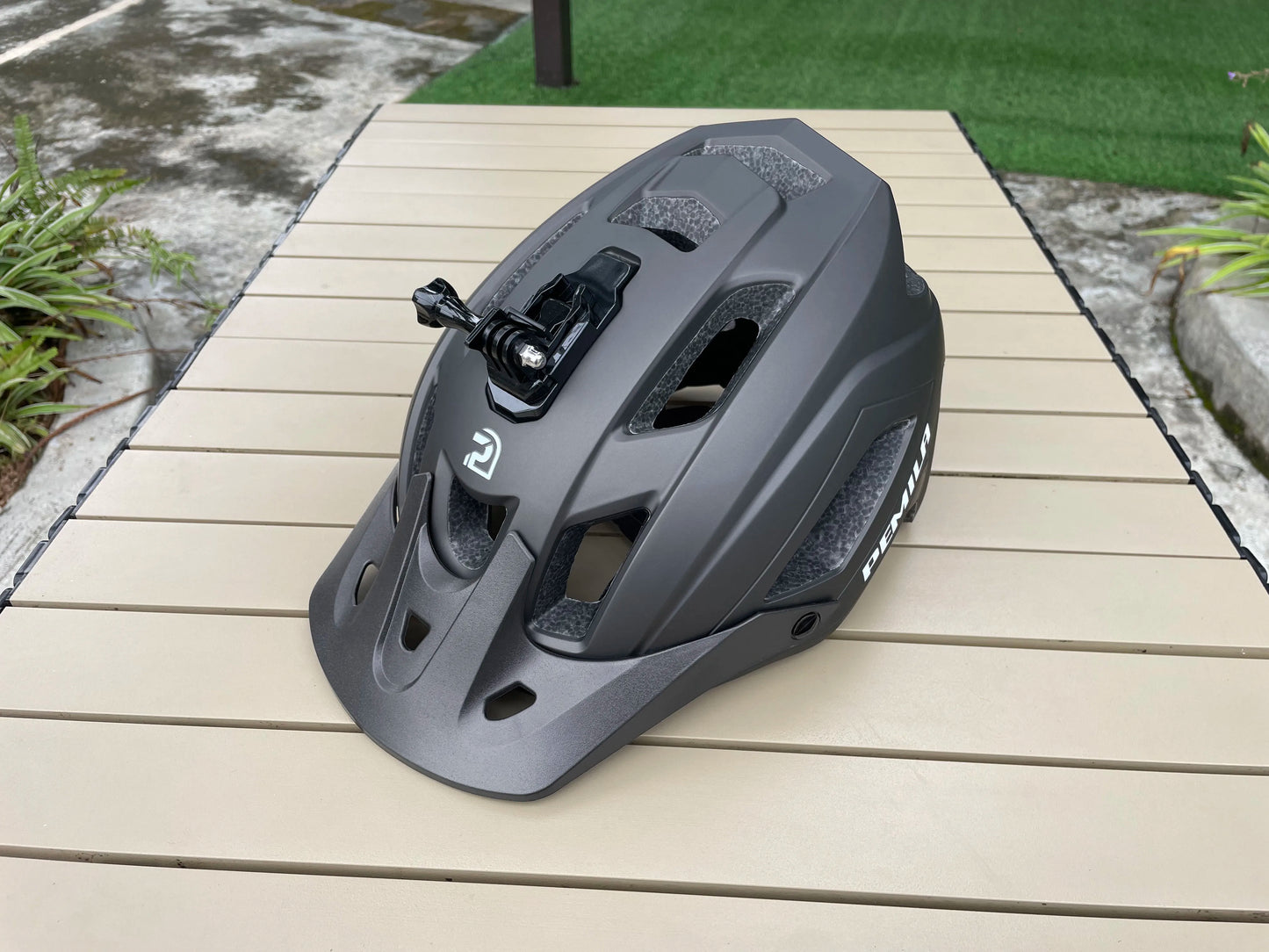 Ultralight Cycling Helmet Road Mtb Helmet Cycling Safety Cap Racing Bike Equipments Women Men Integrally-Molded Bicycle Helmet
