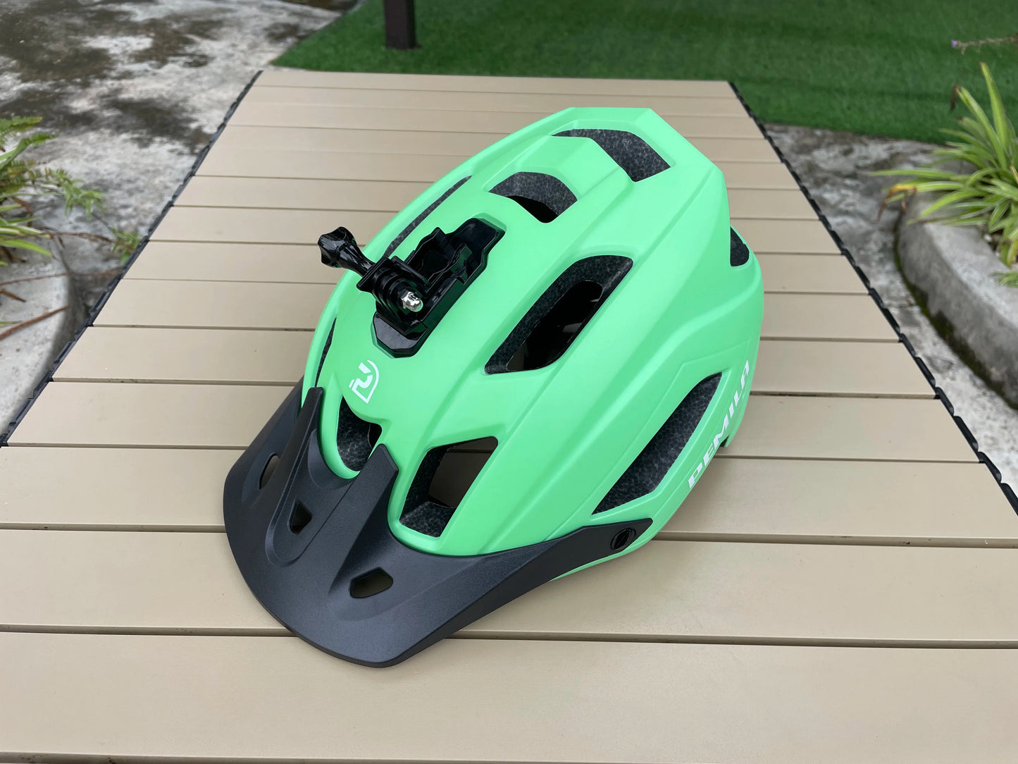 Ultralight Cycling Helmet Road Mtb Helmet Cycling Safety Cap Racing Bike Equipments Women Men Integrally-Molded Bicycle Helmet