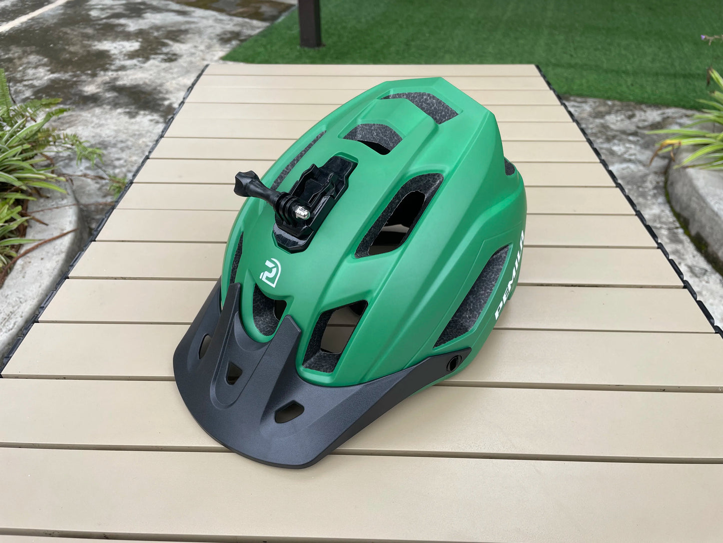Ultralight Cycling Helmet Road Mtb Helmet Cycling Safety Cap Racing Bike Equipments Women Men Integrally-Molded Bicycle Helmet