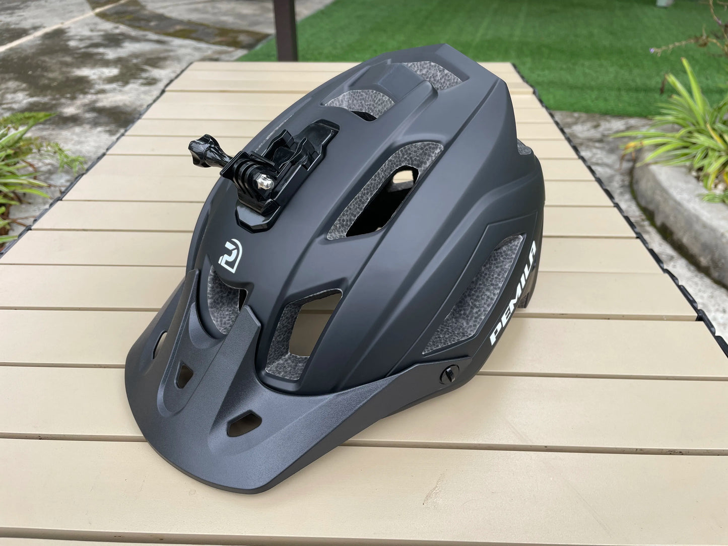 Ultralight Cycling Helmet Road Mtb Helmet Cycling Safety Cap Racing Bike Equipments Women Men Integrally-Molded Bicycle Helmet